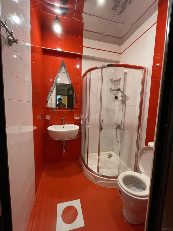 Satılır 3 otaqlı mənzil 167 m²