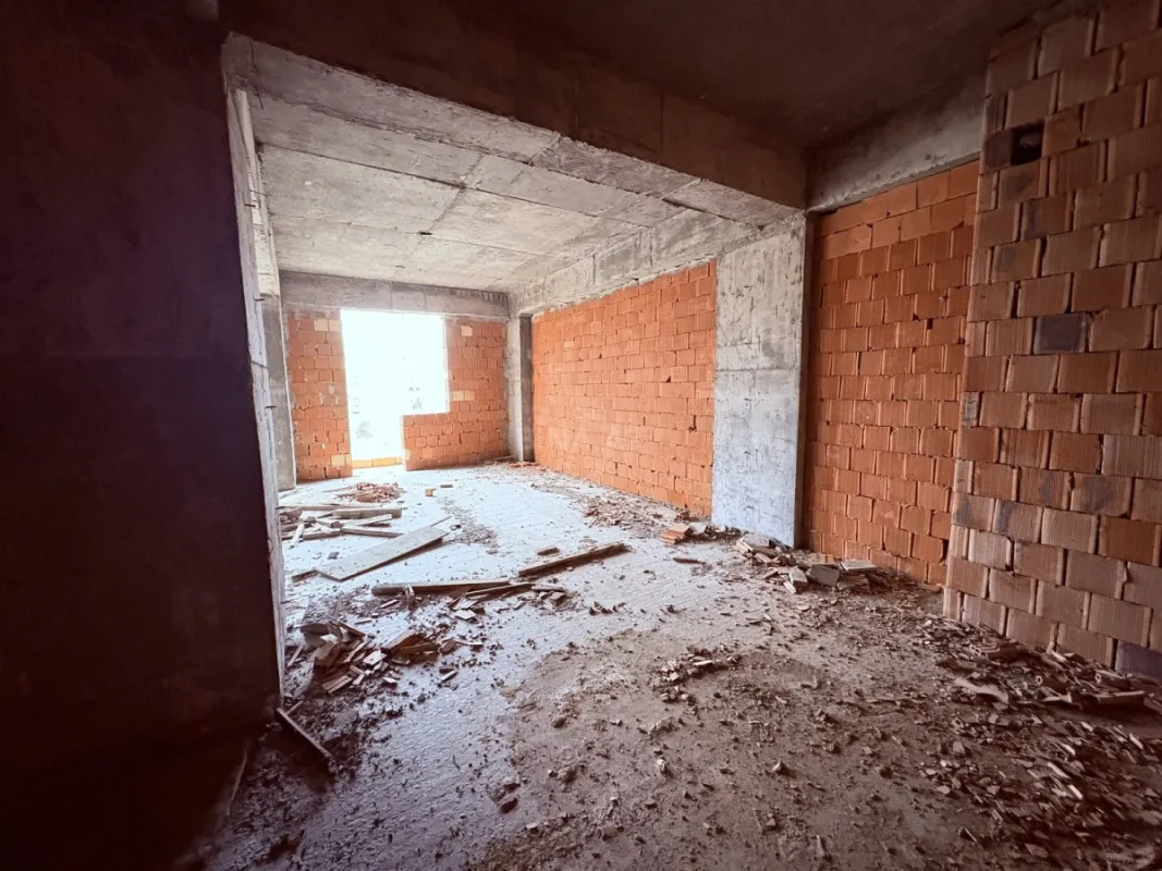 Satılır 2 otaqlı mənzil 108.4 m²