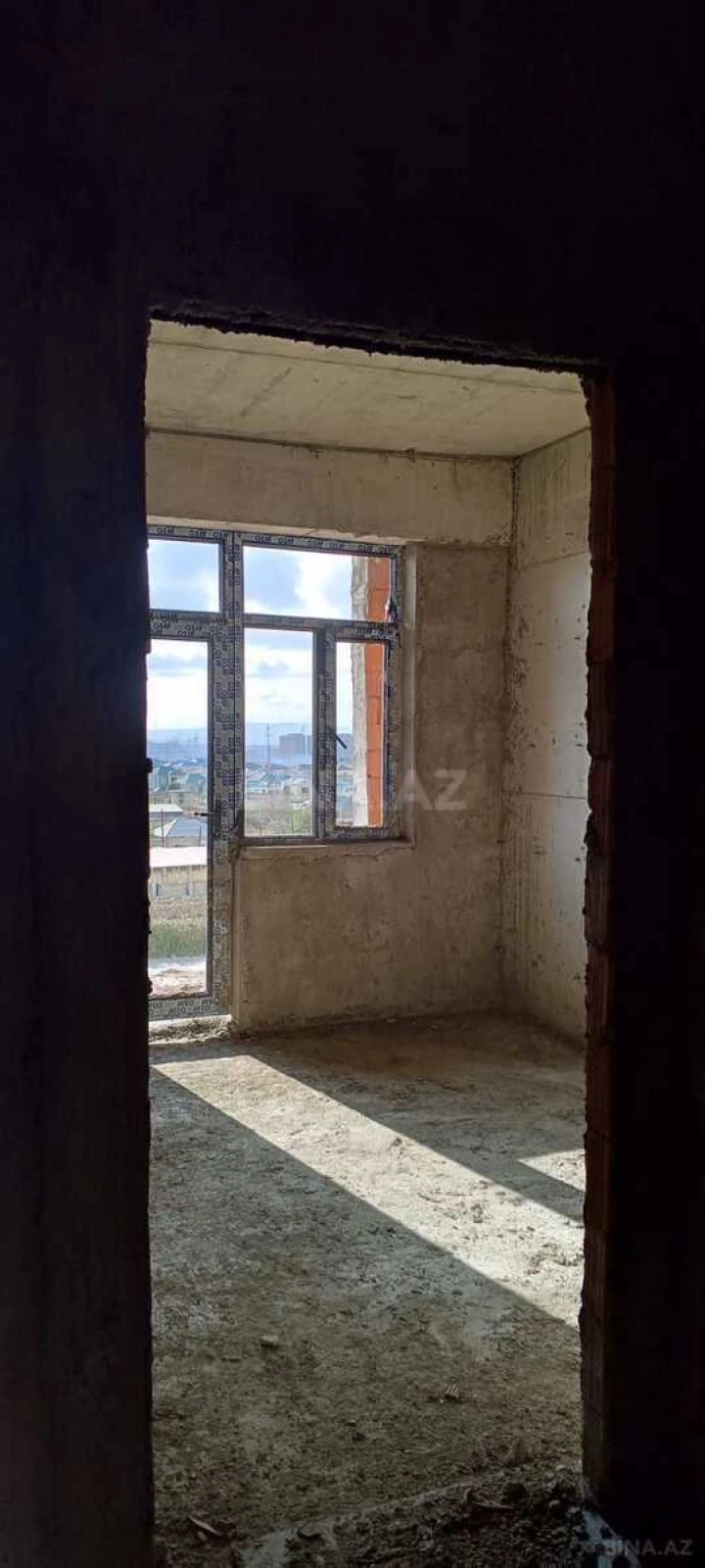 Satılır 1 otaqlı mənzil 57 m²