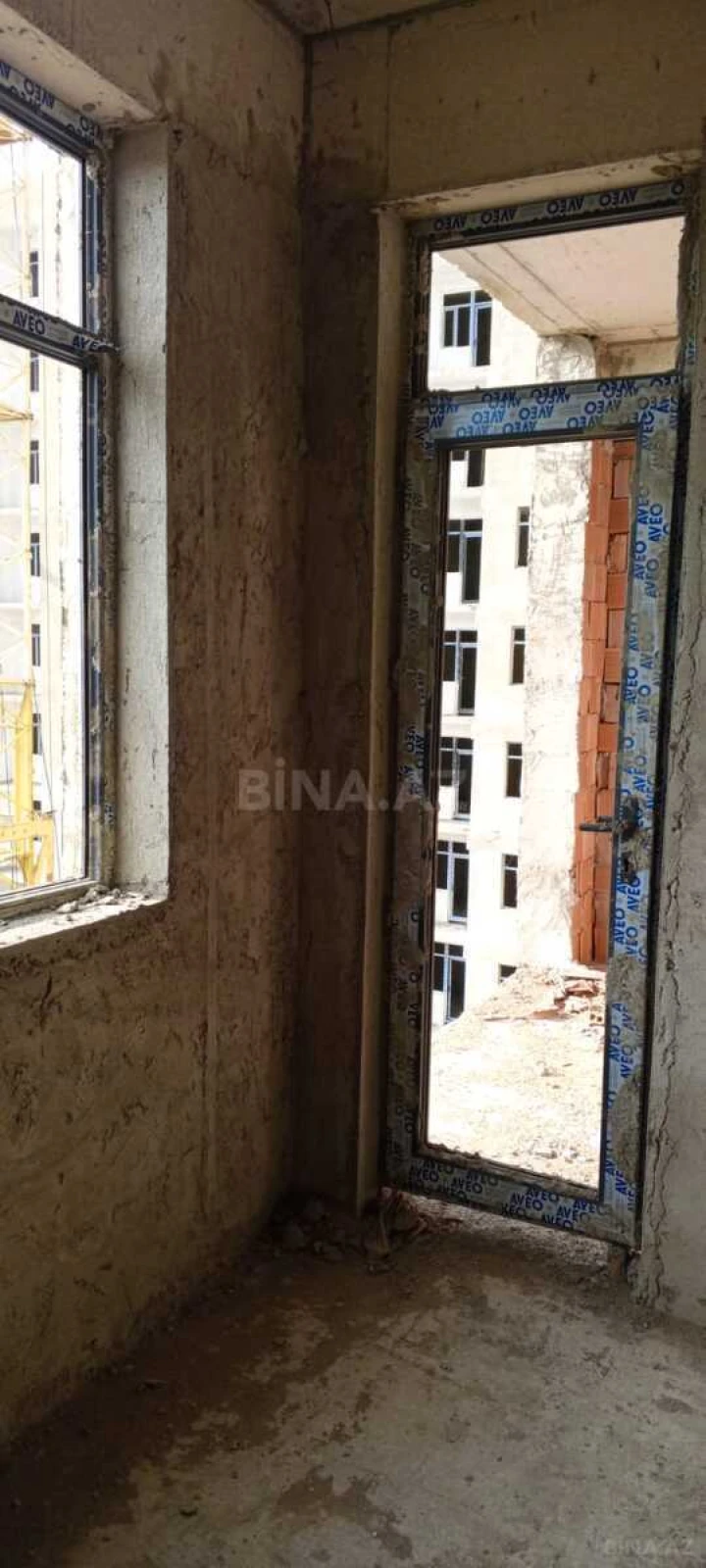 Satılır 1 otaqlı mənzil 57 m²