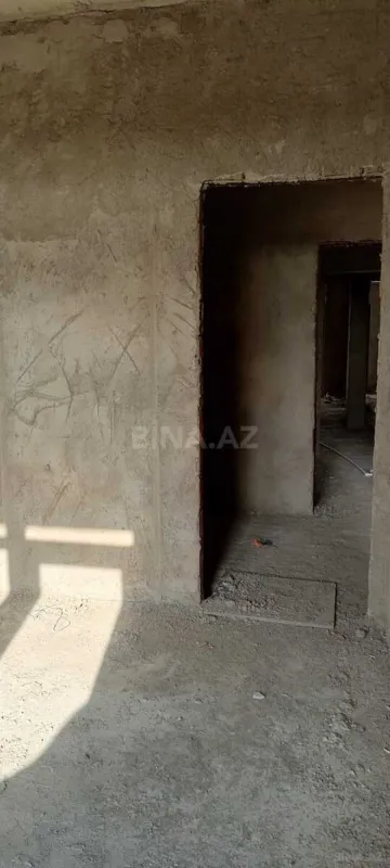 Satılır 1 otaqlı mənzil 57 m²