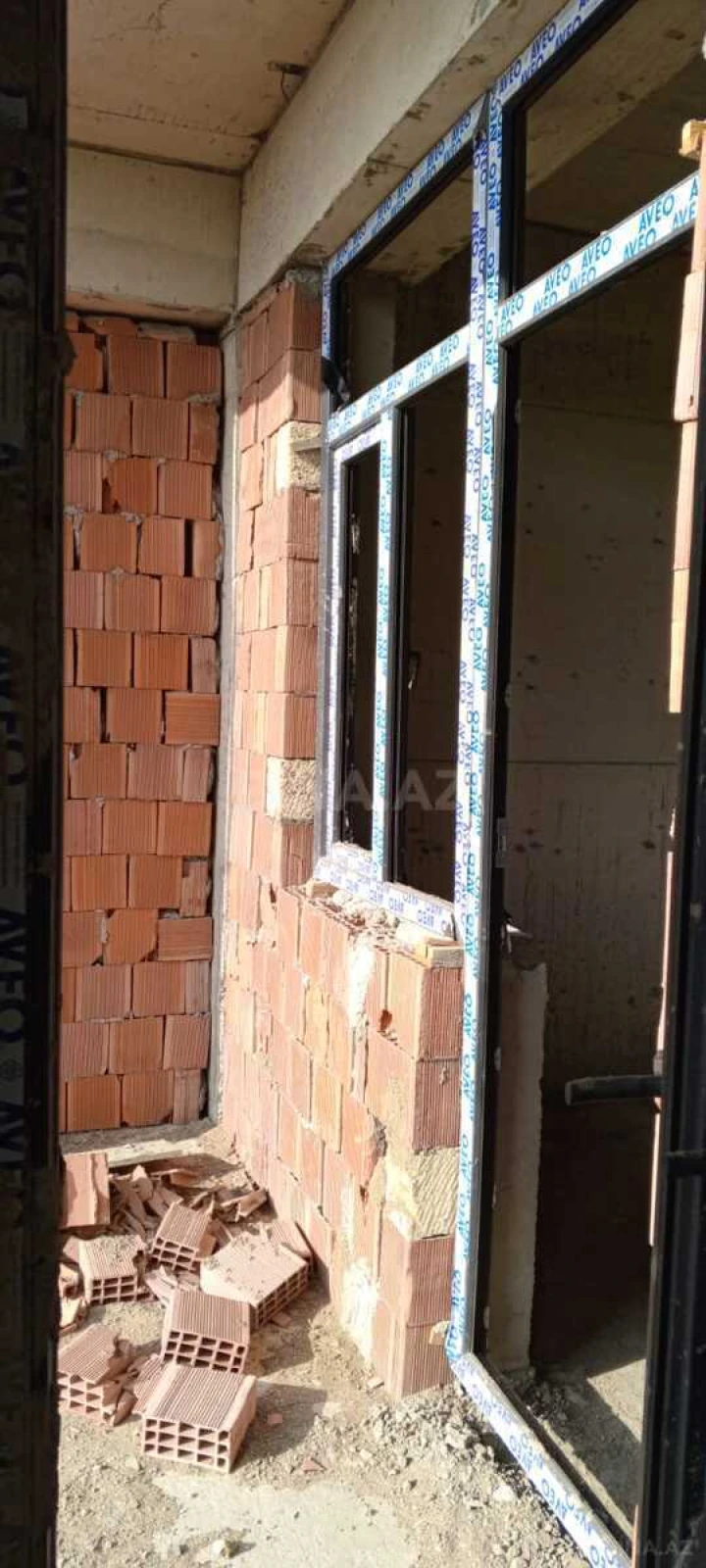Satılır 1 otaqlı mənzil 57 m²
