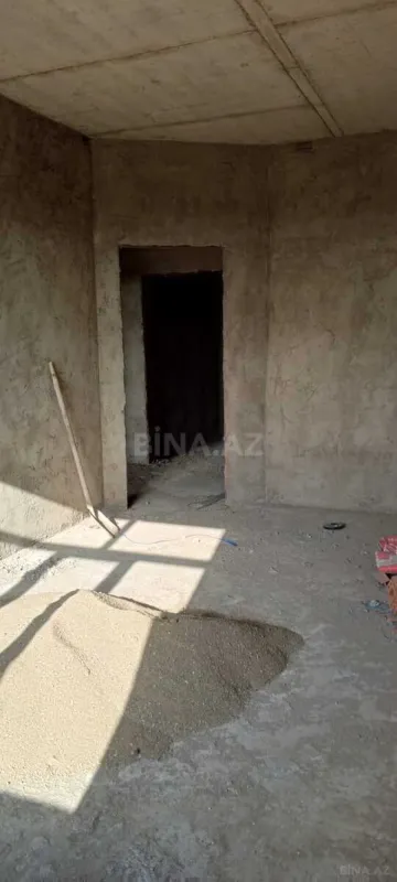 Satılır 1 otaqlı mənzil 57 m²