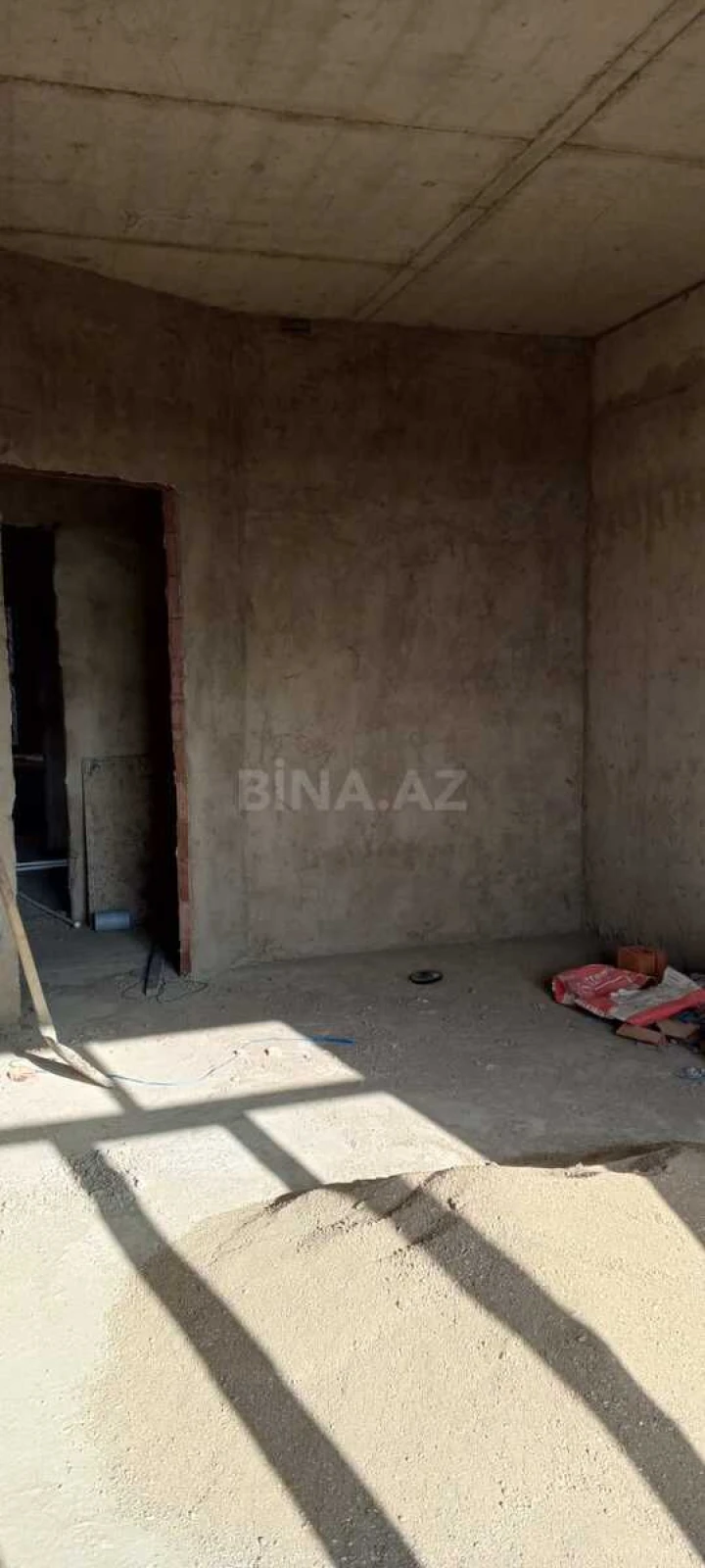 Satılır 1 otaqlı mənzil 57 m²