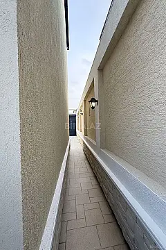 Satılır 5 otaqlı həyət evi 190 m²