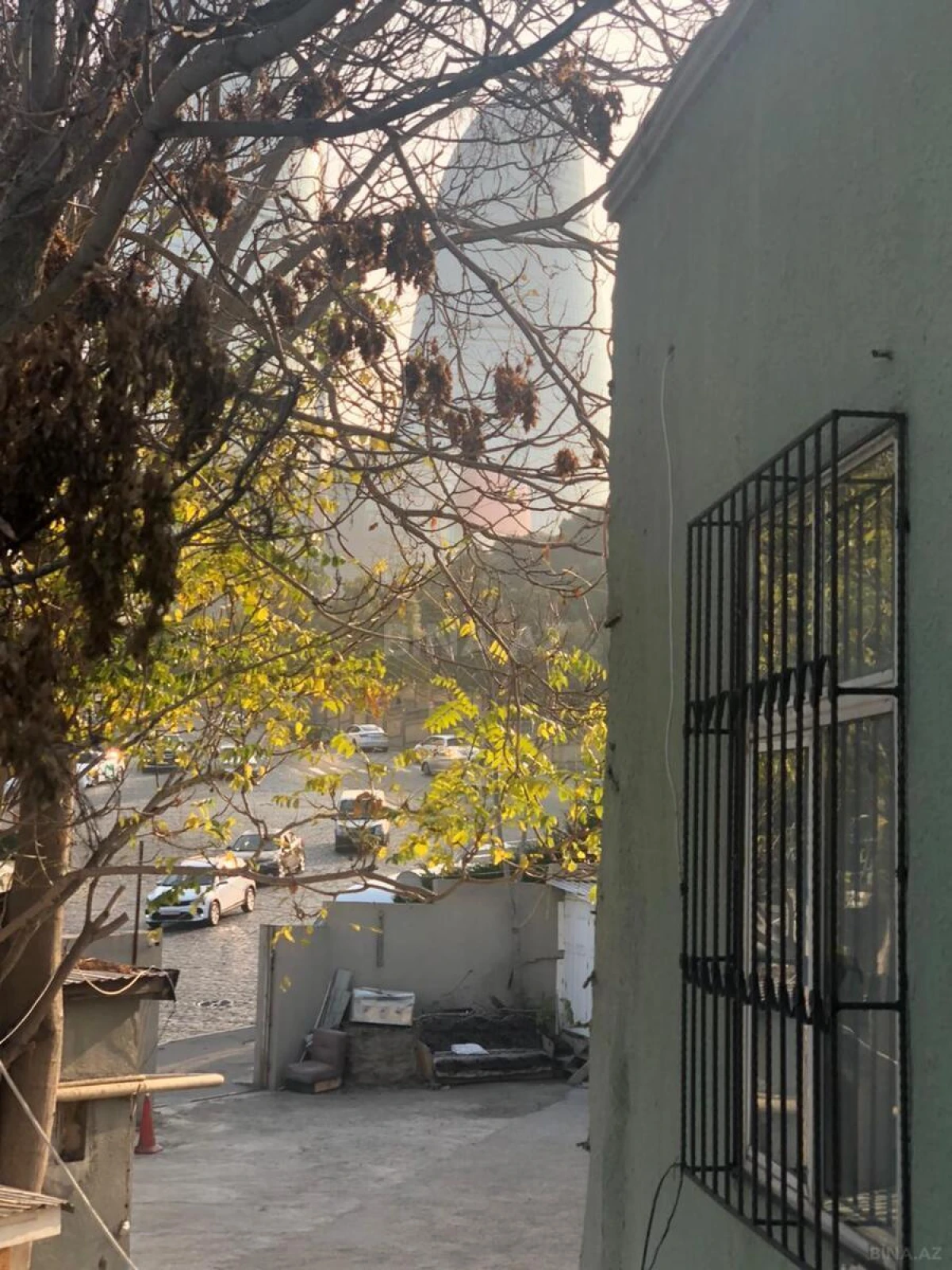 Satılır 1 otaqlı mənzil 60 m²