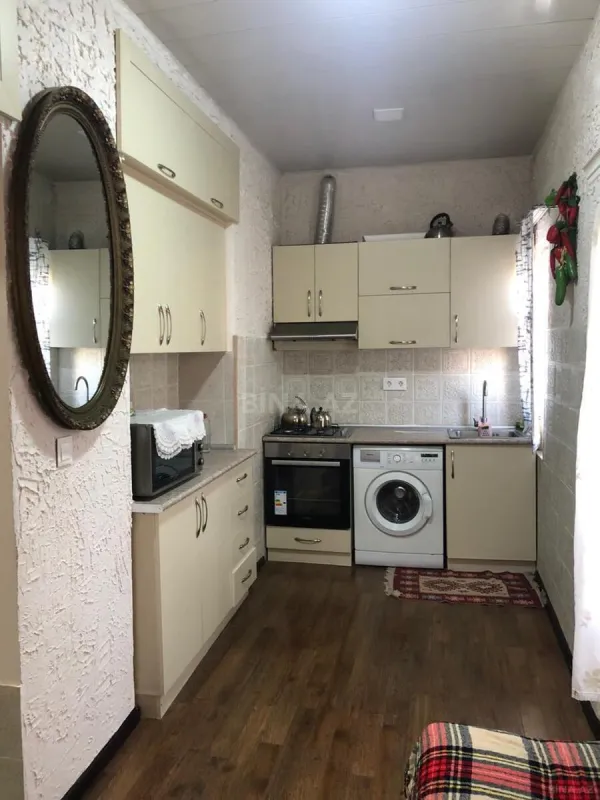 Satılır 1 otaqlı mənzil 60 m²
