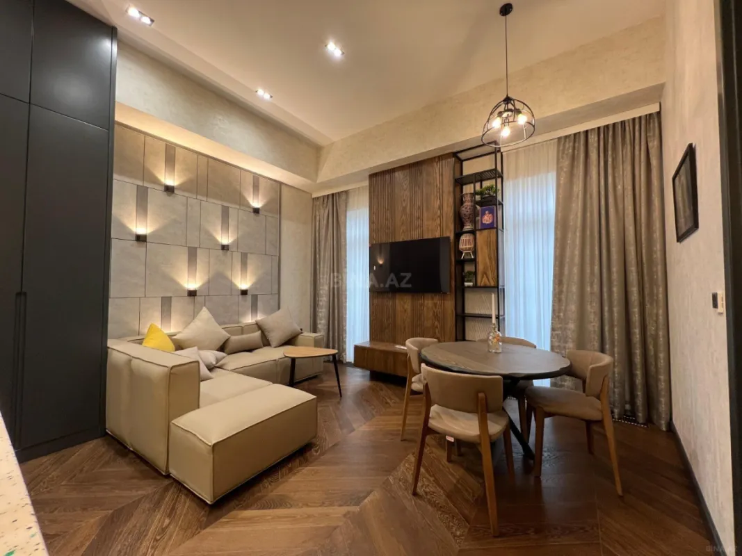 Kirayə verilir 2 otaqlı mənzil 60 m²