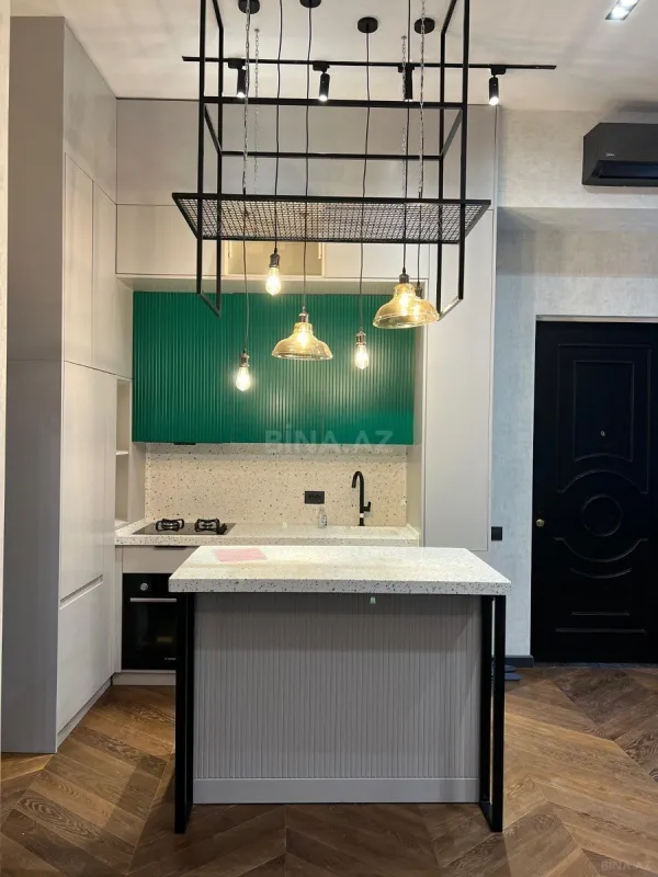 Kirayə verilir 2 otaqlı mənzil 60 m²