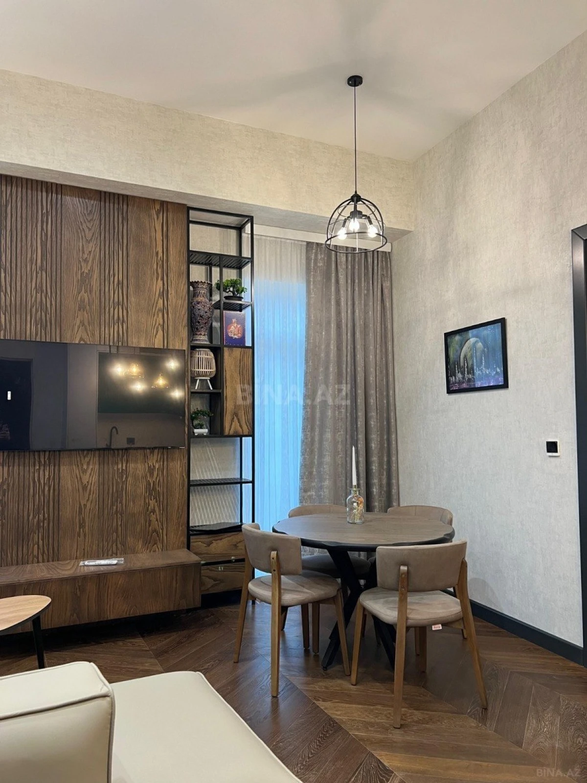 Kirayə verilir 2 otaqlı mənzil 60 m²
