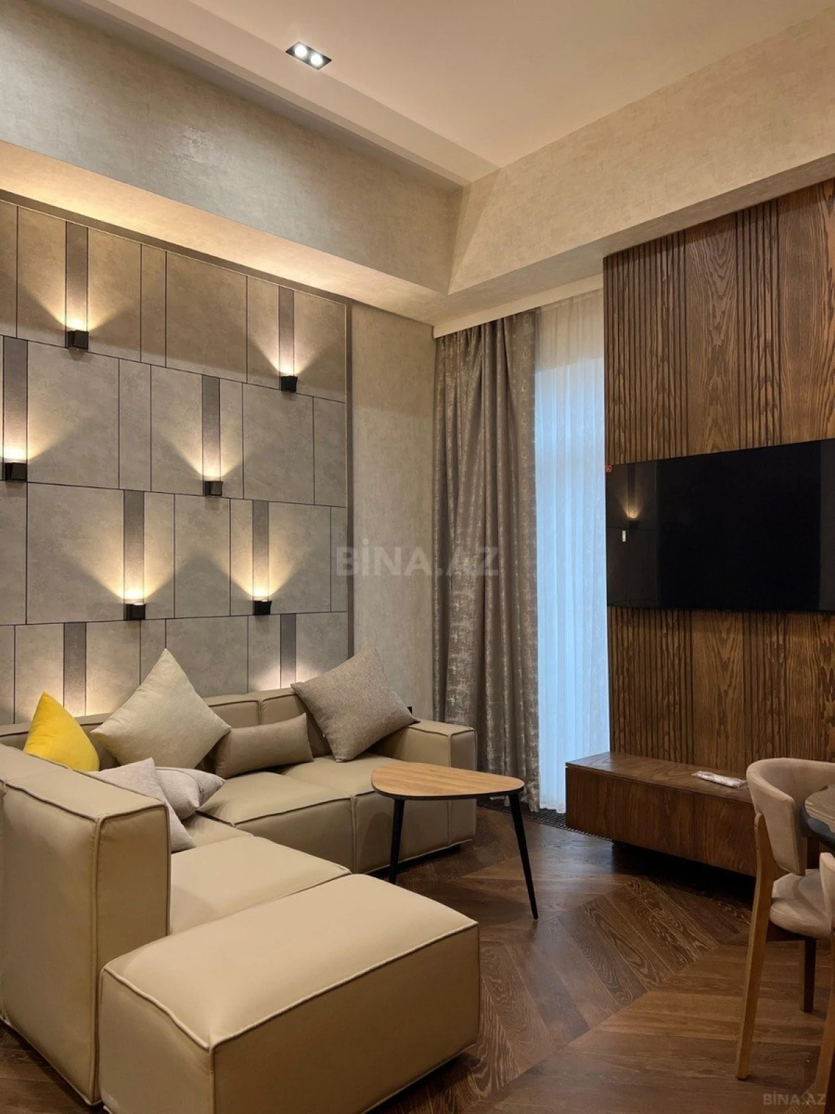 Kirayə verilir 2 otaqlı mənzil 60 m²