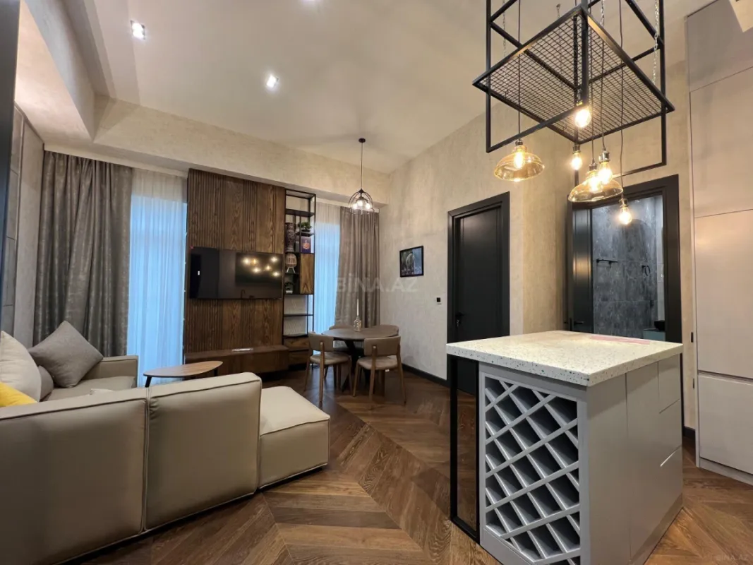 Kirayə verilir 2 otaqlı mənzil 60 m²