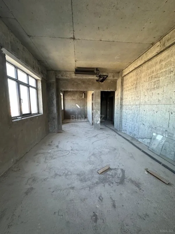 Satılır 4 otaqlı mənzil 153 m²