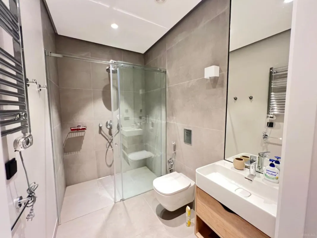 Kirayə verilir 3 otaqlı mənzil 115 m²