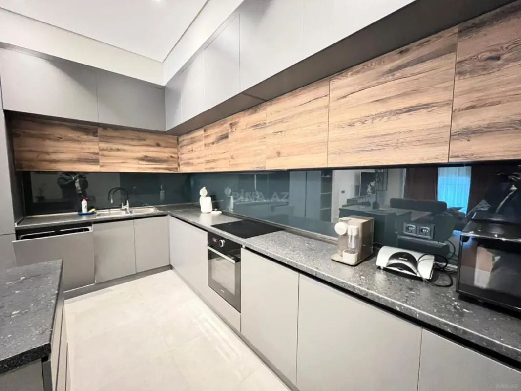 Kirayə verilir 3 otaqlı mənzil 115 m²