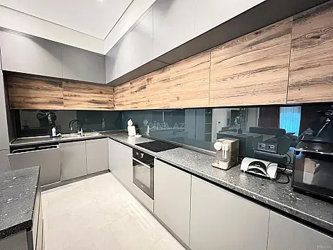 Kirayə verilir 3 otaqlı mənzil 115 m²