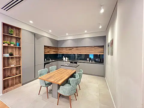 Kirayə verilir 3 otaqlı mənzil 115 m²