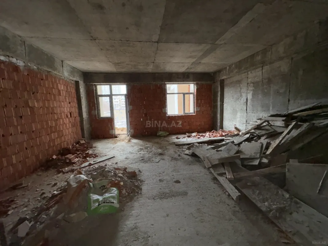 Satılır 2 otaqlı mənzil 103.5 m²