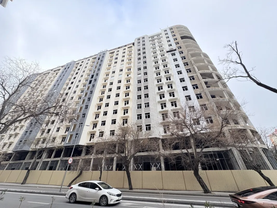 Satılır 2 otaqlı mənzil 103.5 m²