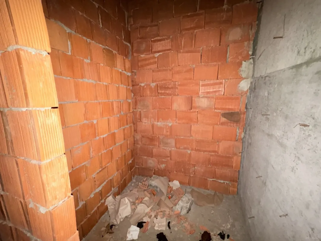 Satılır 1 otaqlı mənzil 66.2 m²