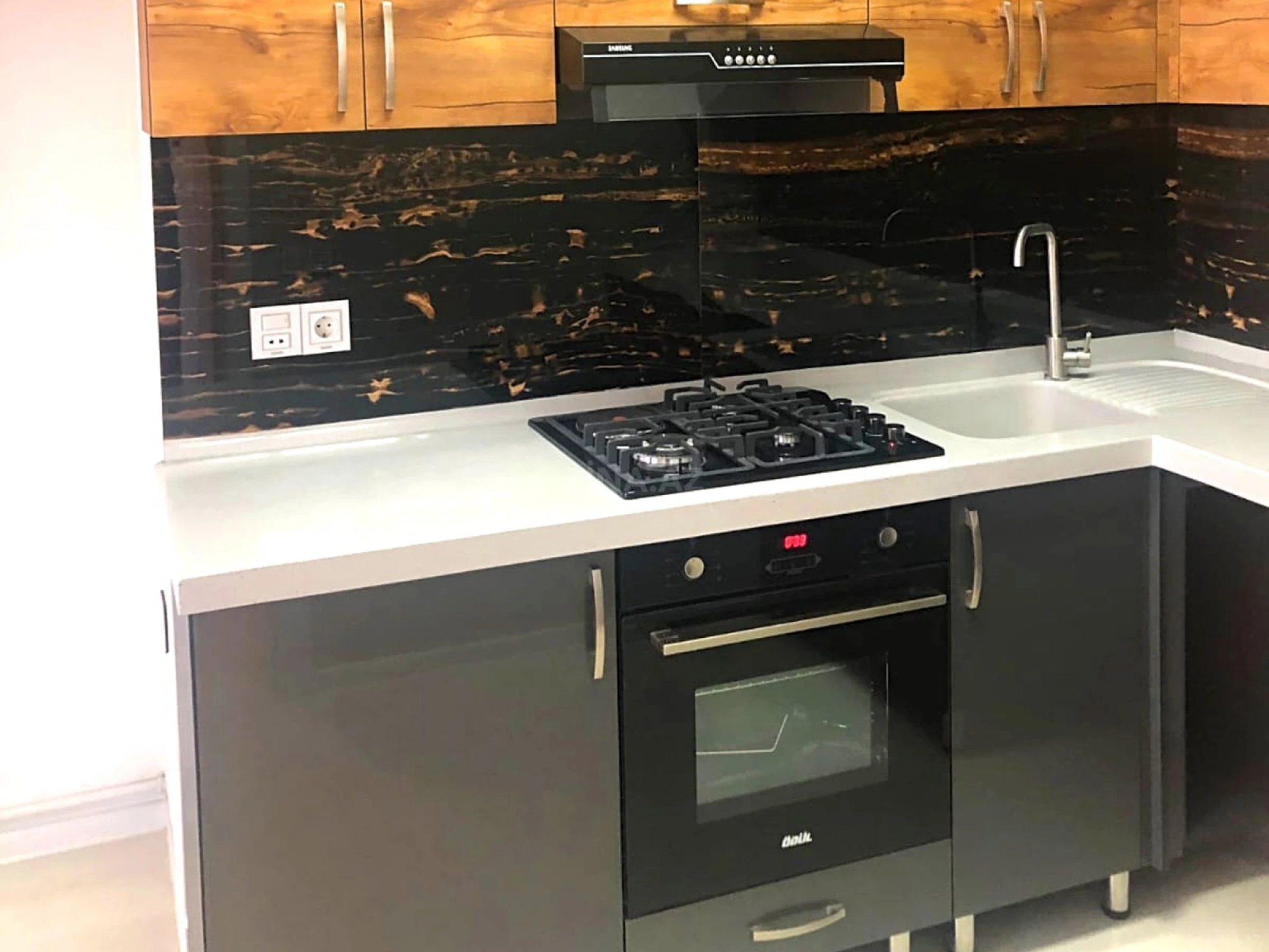 Satılır 2 otaqlı mənzil 60 m²