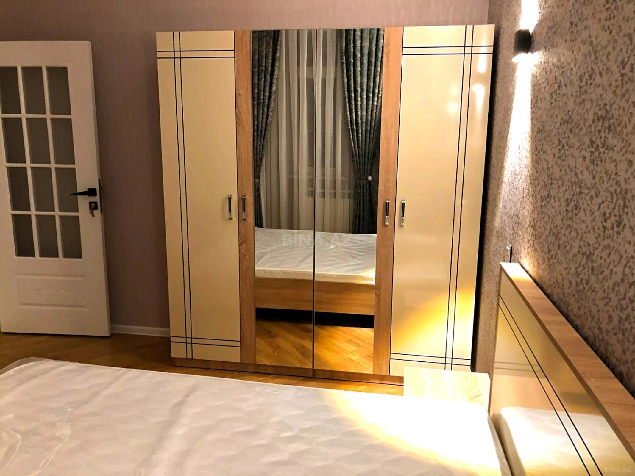 Satılır 2 otaqlı mənzil 60 m²