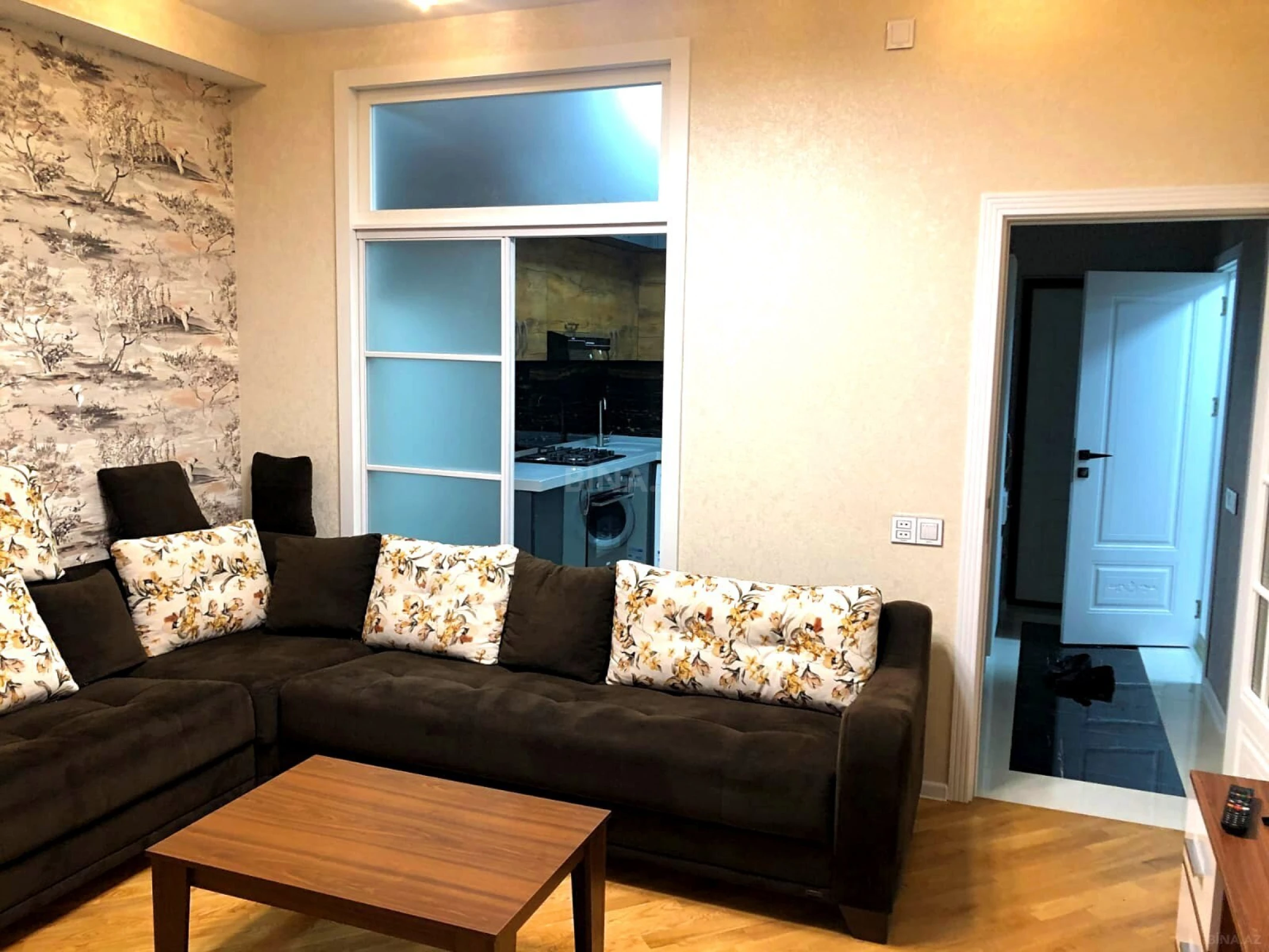 Satılır 2 otaqlı mənzil 60 m²
