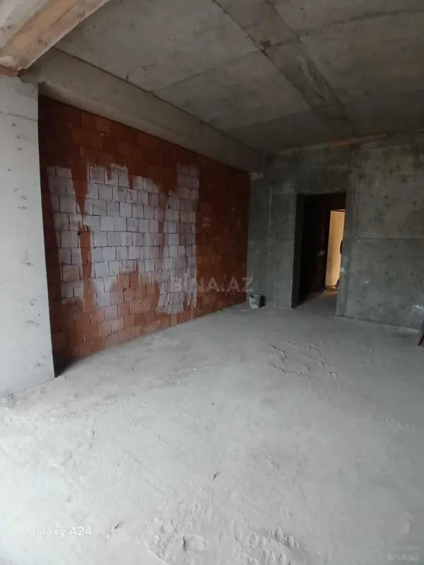 Satılır 2 otaqlı mənzil 66 m²