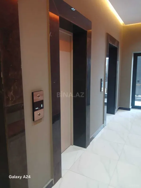 Satılır 2 otaqlı mənzil 66 m²