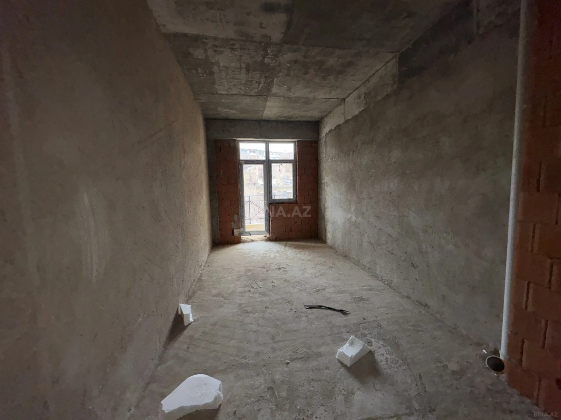 Satılır 3 otaqlı mənzil 139.3 m²