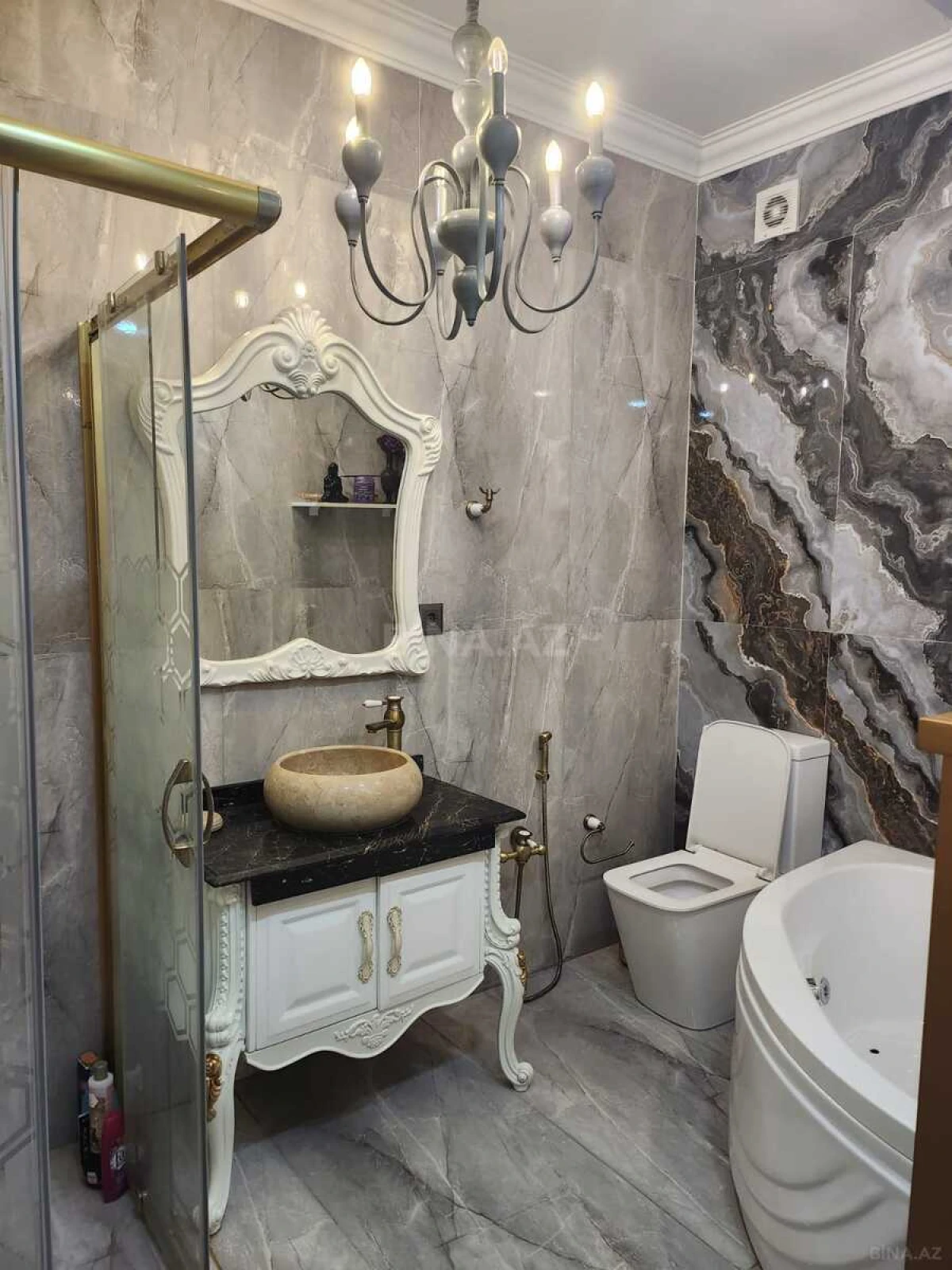 Satılır 3 otaqlı mənzil 90 m²