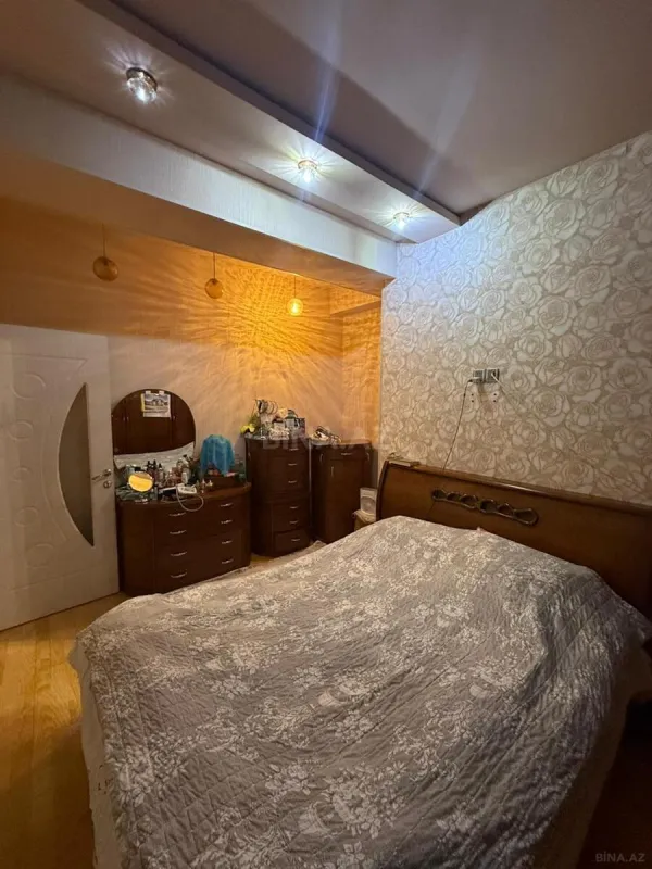 Satılır 3 otaqlı mənzil 80 m²