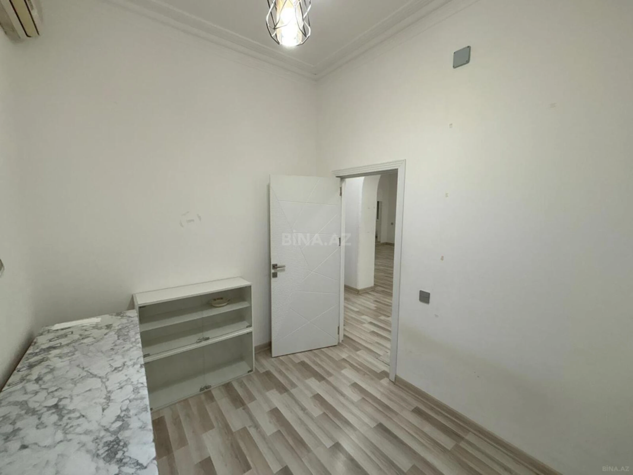 Kirayə verilir 3 otaqlı ofis 125 m²
