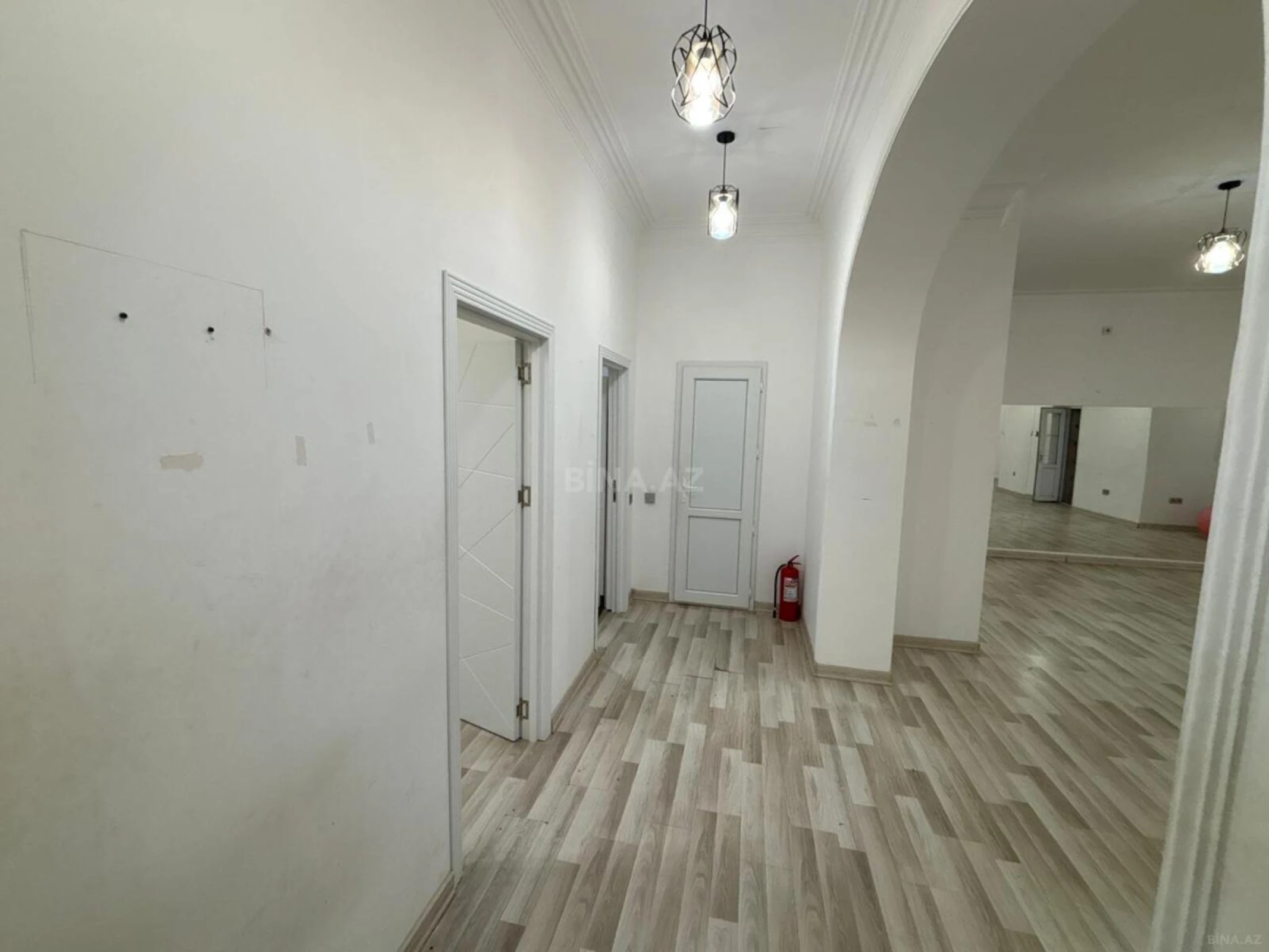 Kirayə verilir 3 otaqlı ofis 125 m²