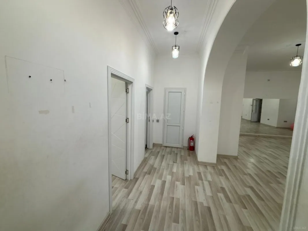 Kirayə verilir 3 otaqlı ofis 125 m²