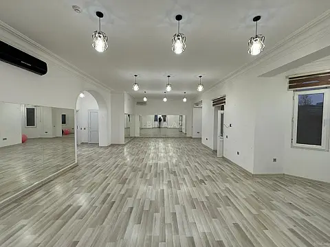 Kirayə verilir 3 otaqlı ofis 125 m²
