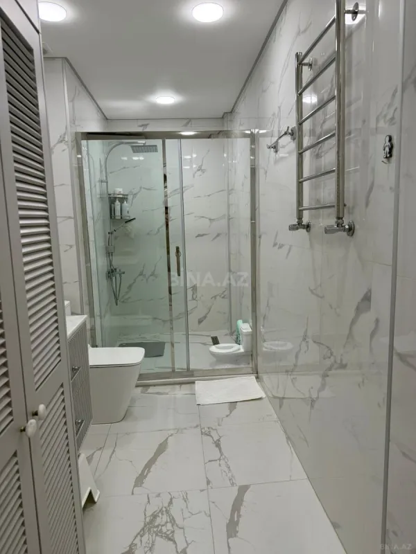 Satılır 3 otaqlı mənzil 95.5 m²