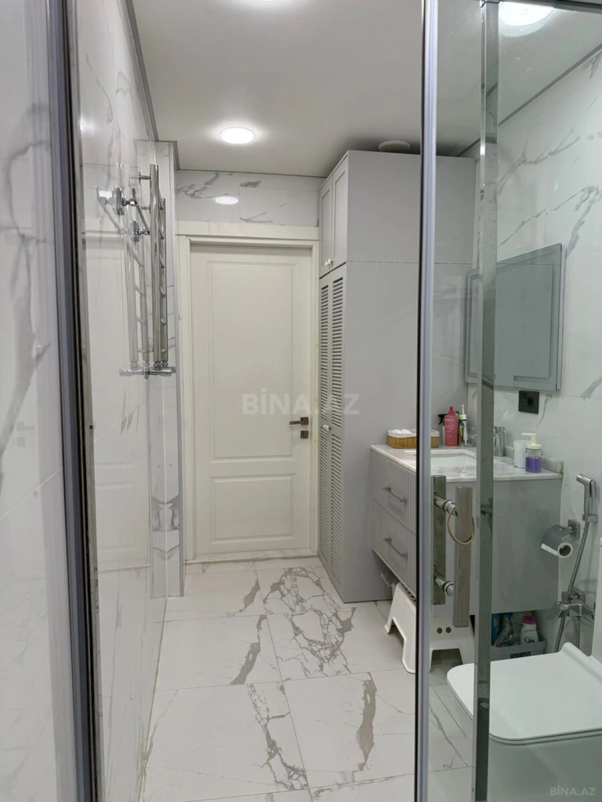 Satılır 3 otaqlı mənzil 95.5 m²