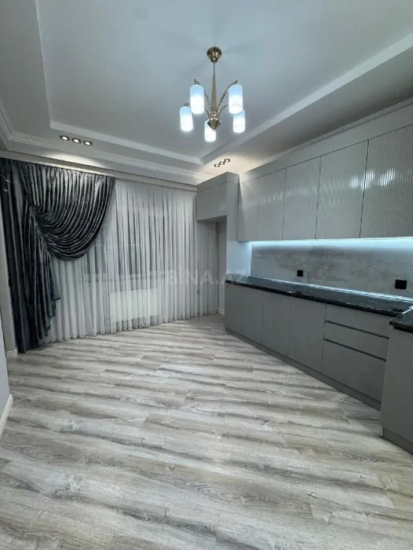 Satılır 3 otaqlı mənzil 96 m²