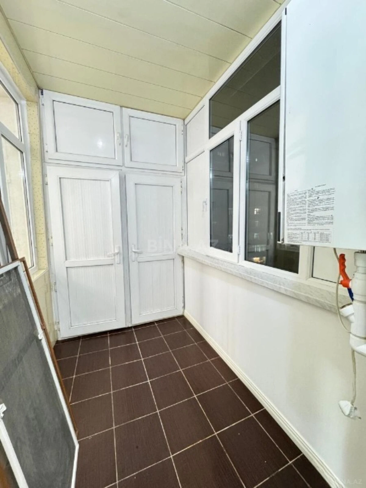 Satılır 3 otaqlı mənzil 96 m²