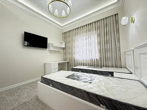 Kirayə verilir 3 otaqlı mənzil 130 m²