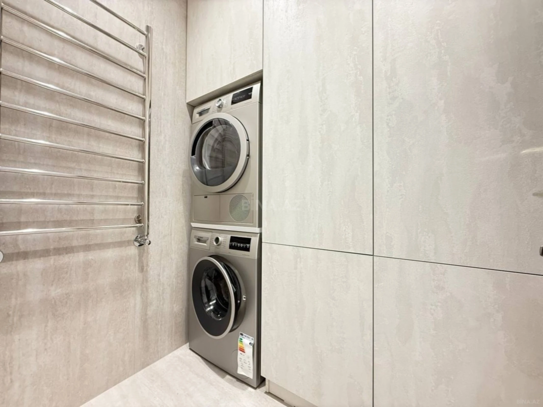 Kirayə verilir 3 otaqlı mənzil 130 m²