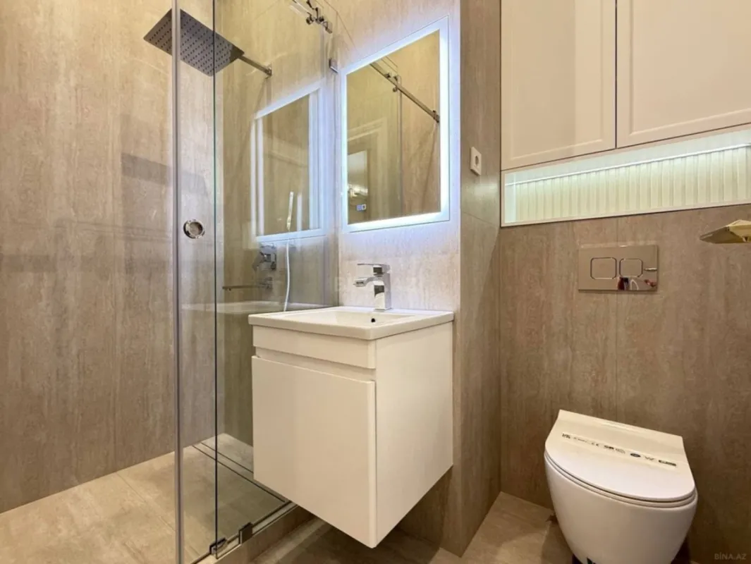 Kirayə verilir 3 otaqlı mənzil 130 m²