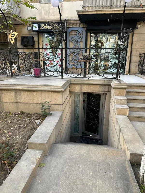 Satılır obyekt 81 m²