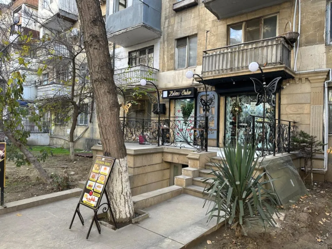 Satılır obyekt 81 m²