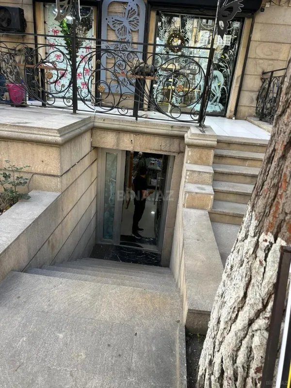 Satılır obyekt 81 m²