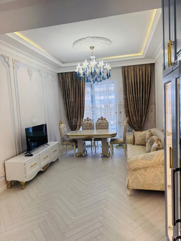 Satılır 2 otaqlı mənzil 65 m²