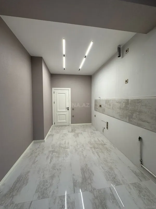 Satılır 3 otaqlı mənzil 107 m²