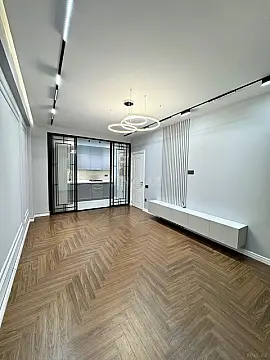 Satılır 3 otaqlı mənzil 98 m²
