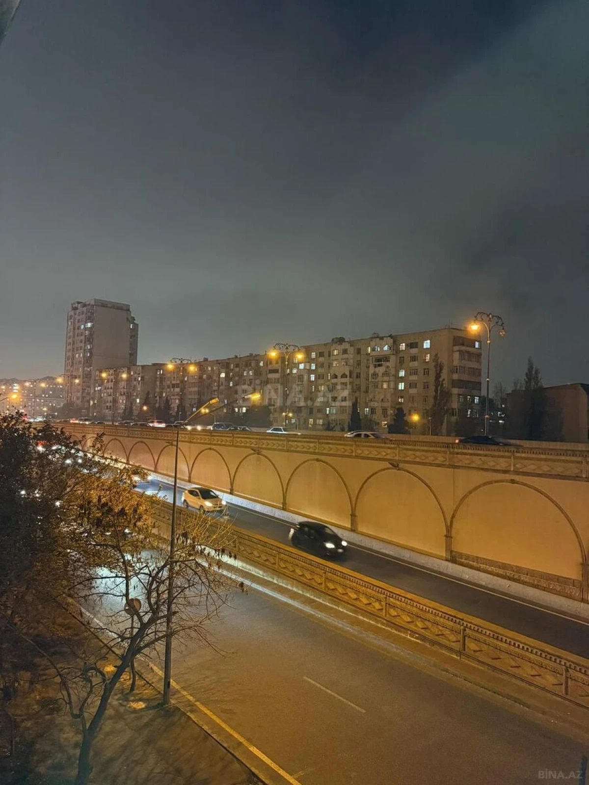 Satılır 5 otaqlı mənzil 120 m²